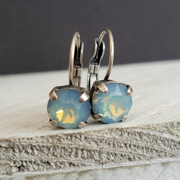 Austrian Crystal Earrings in Antique Silver - Picture 7 of 9